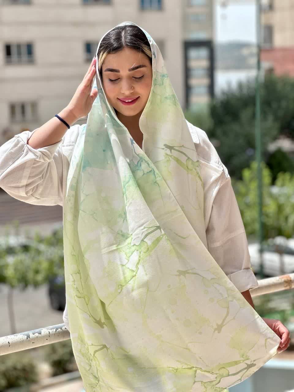 شال زنانه نخی جدید طرحدار رنگ سبز روشن جنس پاییزه زیبا با ارسال رایگان کد r395