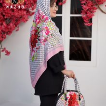 ست کیف و روسری زنانه با کیف نیمگرد رنگ سفید حاشیه صورتی طرح گوچی گلدار با ارسال رایگان کد na1479