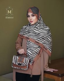 ست کیف و روسری زنانه طرح زبرا رنگ عسلی با کیف دسته چرمی کیفیت عالی با ارسال رایگان کد mo500