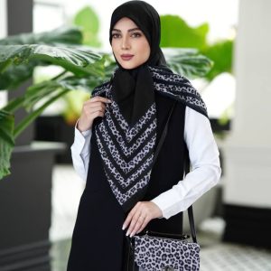 ست کیف و روسری زنانه طرح پلنگی رنگ مشکی جدید کیفیت عالی کد mo624