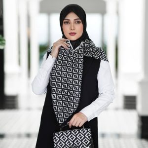 ست کیف و روسری زنانه طرح فندی رنگ مشکی جدید کیفیت عالی کد mo621