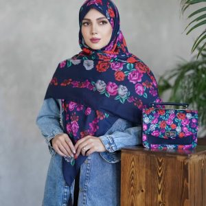 ست کیف و روسری زنانه طرح جدید ماهگل رنگ سرمه ای کیفیت عالی کد mo386