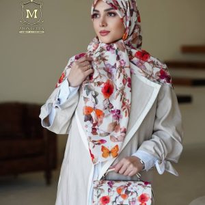 ست کیف و روسری زنانه طرح گل سیمارو برند مونتلا رنگ کرم با کیف دسته چرمی کیفیت عالی کد mo508